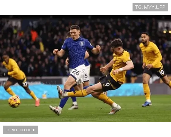 伊普斯维奇连胜势头强劲，状态回暖强势冲击英超