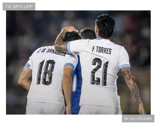 乌拉圭队边路提速显神威,强势取胜 乌拉圭队边路提速显神威,强势取胜