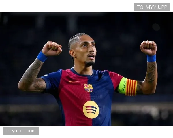 拉菲尼亚闪耀边路，助球队强势冲击冠军荣耀