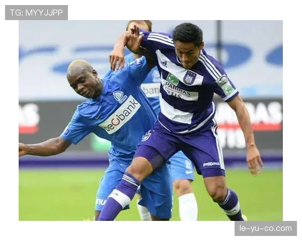 亨克战术调整成效显著，球队表现持续攀升引关注