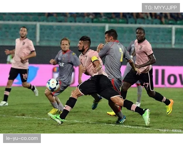 格罗宁根球员状态回暖，赛季末稳健发力力争佳绩