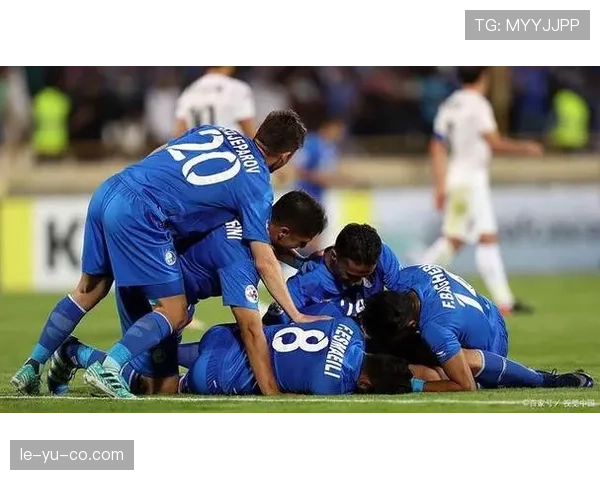 亨克定位球表现稳健，助球队豪取连胜